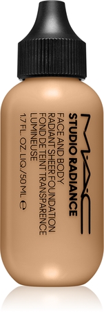 MAC Cosmetics Studio Radiance Face and Body Radiant Sheer Foundation fondotinta leggero per viso e corpo