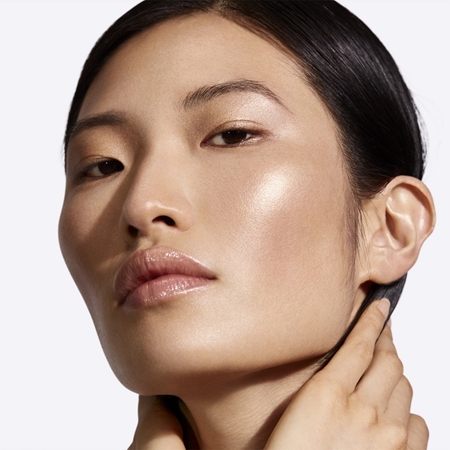 MAC Cosmetics Strobe Cream krem nawilżający z efektem rozjaśniającym