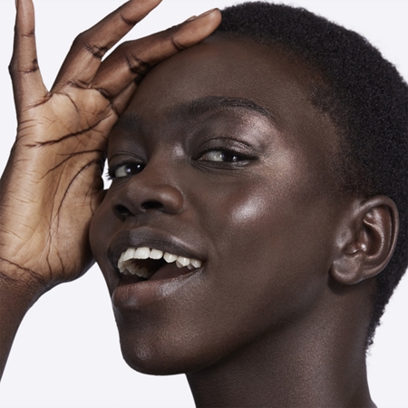 MAC Cosmetics Strobe Cream krem nawilżający z efektem rozjaśniającym