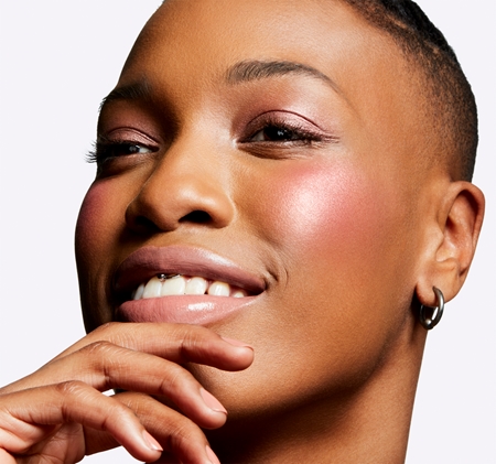 MAC Cosmetics Extra Dimension Blush Puuderpõsepuna
