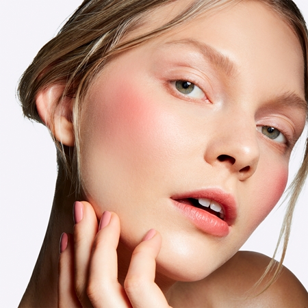 MAC Cosmetics Extra Dimension Blush Puuderpõsepuna