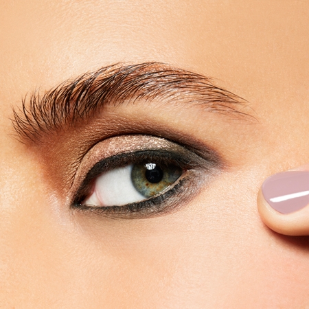MAC Cosmetics Dazzleshadow Liquid Šķidras acu ēnas ar mirdzumiem