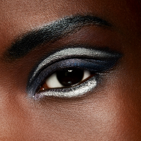 MAC Cosmetics Dazzleshadow Liquid bleščeča tekoča senčila za oči