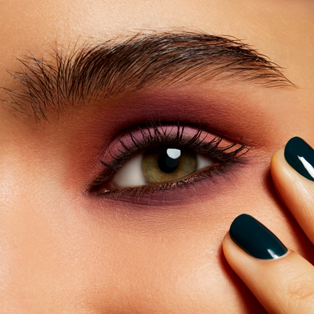 MAC Cosmetics Powder Kiss Soft Matte Eye Shadow akių šešėliai