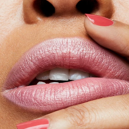 MAC Cosmetics Frost Lipstick ilgai išliekantys lūpų dažai perlų blizgesio