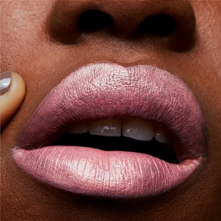 MAC Cosmetics Frost Lipstick ilgai išliekantys lūpų dažai perlų blizgesio