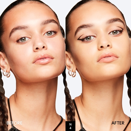 MAC Cosmetics Studio Radiance Face and Body Radiant Sheer Foundation lehký make-up na obličej a tělo