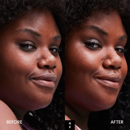 MAC Cosmetics Studio Radiance Face and Body Radiant Sheer Foundation fondotinta leggero per viso e corpo