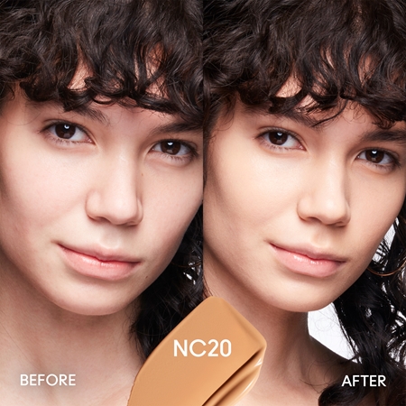 MAC Cosmetics Studio Fix Fluid SPF 15 24HR Matte Foundation + Oil Control matující make-up SPF 15