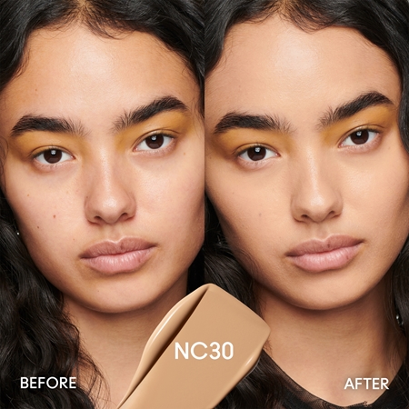 MAC Cosmetics Studio Fix Fluid SPF 15 24HR Matte Foundation + Oil Control matující make-up SPF 15