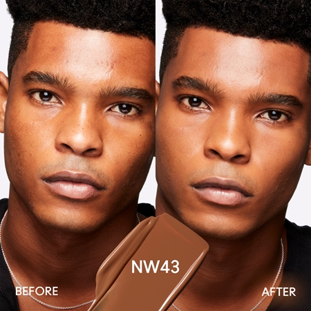 MAC Cosmetics Studio Fix Fluid SPF 15 24HR Matte Foundation + Oil Control Matterende foundation SPF 15