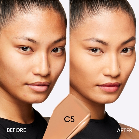 MAC Cosmetics Studio Fix Fluid SPF 15 24HR Matte Foundation + Oil Control matující make-up SPF 15