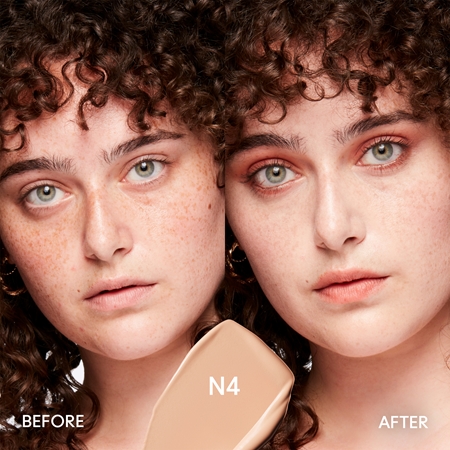 MAC Cosmetics Studio Fix Fluid SPF 15 24HR Matte Foundation + Oil Control matující make-up SPF 15