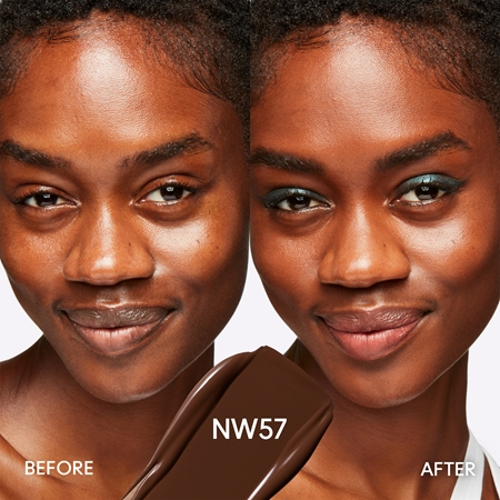 MAC Cosmetics Studio Fix Fluid SPF 15 24HR Matte Foundation + Oil Control Matterende foundation SPF 15