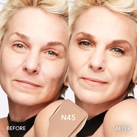 MAC Cosmetics Studio Fix Fluid SPF 15 24HR Matte Foundation + Oil Control matující make-up SPF 15