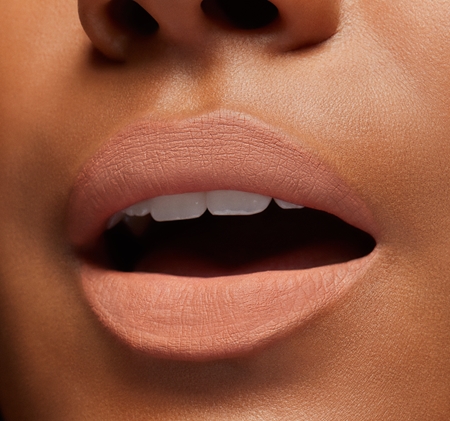 MAC Cosmetics Locked Kiss Ink 24HR Lipcolour ilgai išliekantys matiniai skystieji lūpų dažai