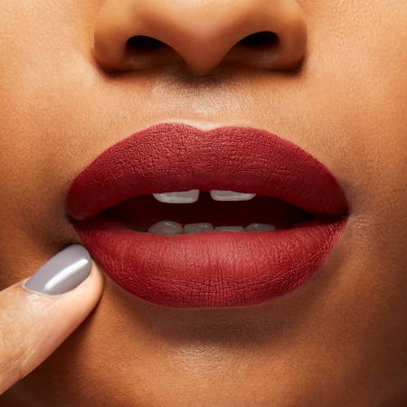 MAC Cosmetics Locked Kiss Ink 24HR Lipcolour ilgai išliekantys matiniai skystieji lūpų dažai