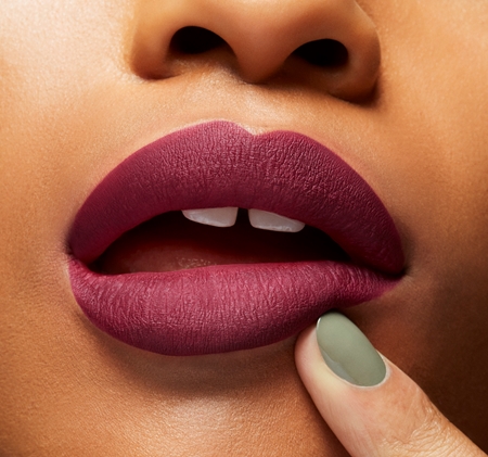 MAC Cosmetics Locked Kiss Ink 24HR Lipcolour ilgai išliekantys matiniai skystieji lūpų dažai