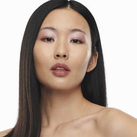 MAC Cosmetics Studio Radiance Serum-Powered Foundation Återfuktande foundation