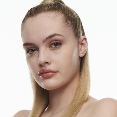 MAC Cosmetics Studio Radiance Serum-Powered Foundation drėkinamasis makiažo pagrindas