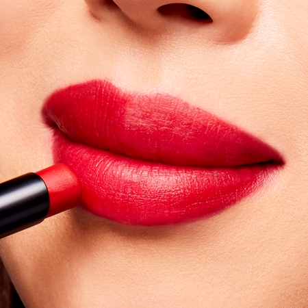 MAC Cosmetics Powder Kiss Velvet Blur Slim Stick rouge à lèvres mat hydratant