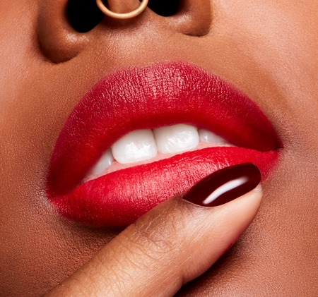 MAC Cosmetics Powder Kiss Velvet Blur Slim Stick rouge à lèvres mat hydratant