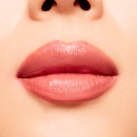 MAC Cosmetics Powder Kiss Velvet Blur Slim Stick hidratáló matt rúzs