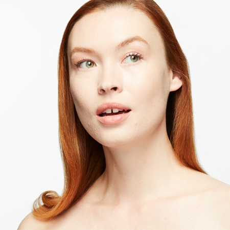 MAC Cosmetics Studio Fix Every-Wear All-Over Face Pen Divi vienā konsīleris un tonālais krēms
