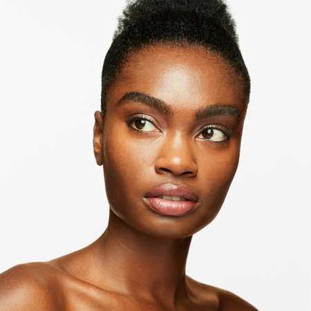 MAC Cosmetics Studio Fix Every-Wear All-Over Face Pen Machiaj si anticearcan cremos intr-unul singur