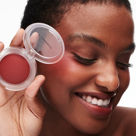 MAC Cosmetics Glow Play Blush rozjasňující tvářenka