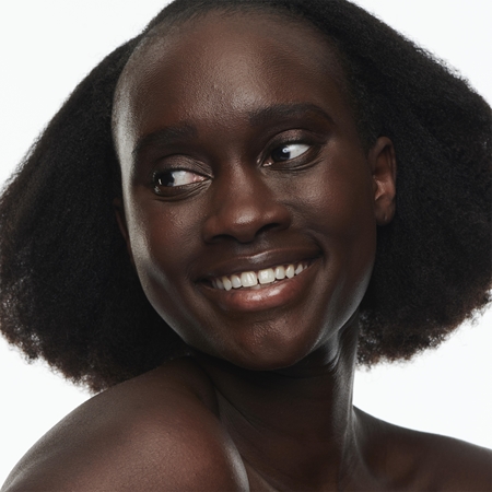 MAC Cosmetics Studio Radiance Serum-Powered Foundation Hydratisierendes Make Up