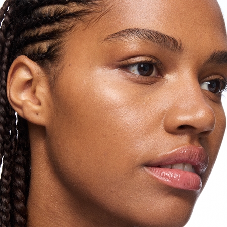 MAC Cosmetics Hyper Real SkinCanvas Essence fluido viso
