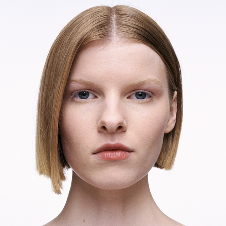 MAC Cosmetics Studio Fix 36HR Smooth Angles Concealer tartós korrektor