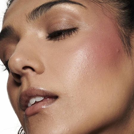 MAC Cosmetics Strobe Liquid Blush tekutá tvářenka