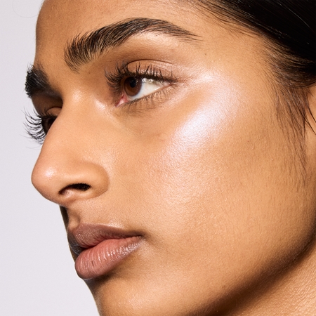 MAC Cosmetics Glow Play Bouncy Highlighter iluminador