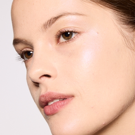 MAC Cosmetics Glow Play Bouncy Highlighter iluminador