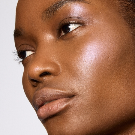 MAC Cosmetics Glow Play Bouncy Highlighter iluminador