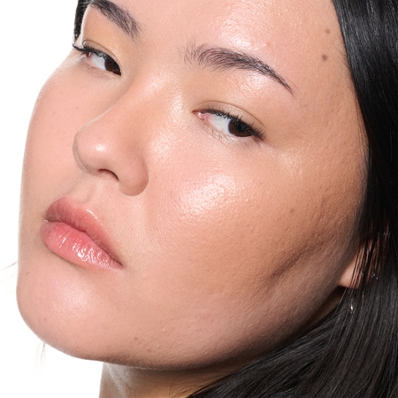 MAC Cosmetics Strobe Beam Bronzelighter Liquid Bronzer with brightening effect