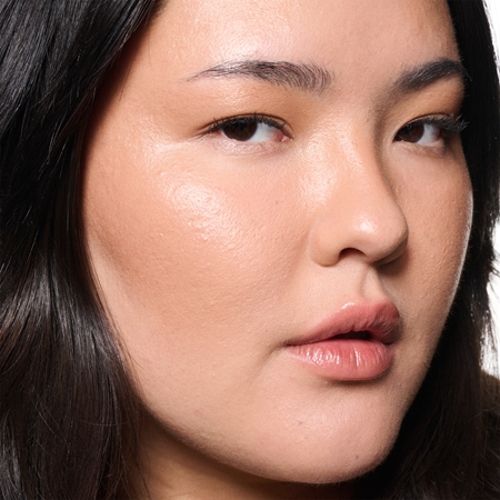 MAC Cosmetics Strobe Beam Bronzelighter Liquid Bronzer with brightening effect