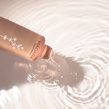 MÁDARA Comforting Lindrande toner