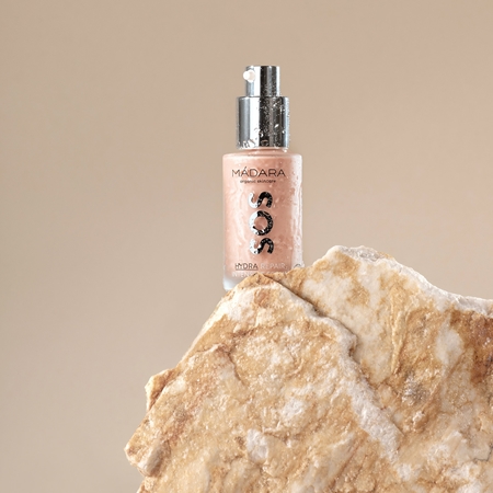 MÁDARA SOS Hydra Repair Intensive Serum