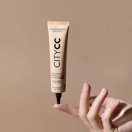 MÁDARA City CC CC crème pour un teint unifié SPF 15