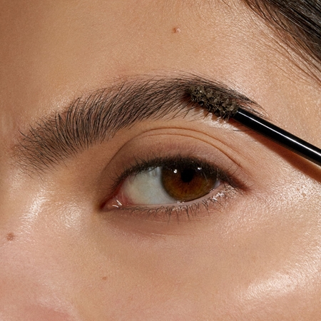 MÁDARA Grow & Fix gel tonificante para sobrancelhas