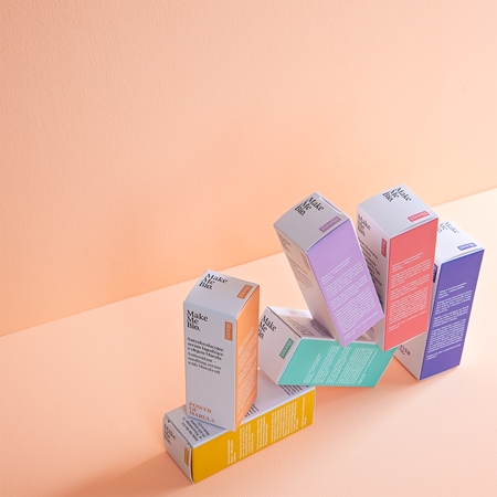 Make Me BIO Bloomi Bloom Your Skin Tinted Hydrating Cream with anti-ageing effect
