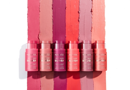 Makeup Revolution Fast Base stick bicolore lèvres et joues