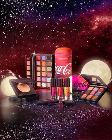 Revolution X Coca Cola Starlight paleta cieni do powiek mini