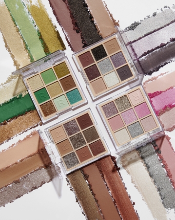 Makeup Revolution Ultimate Lights paletka očních stínů