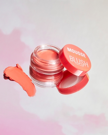 Makeup Revolution Mousse руж