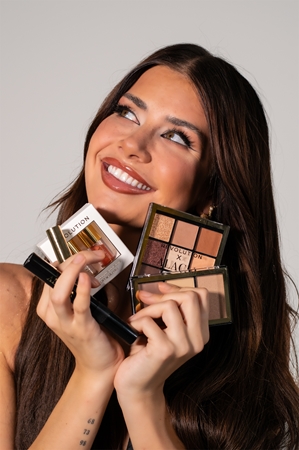 Makeup Revolution X Alagia All You Need paleta očních stínů