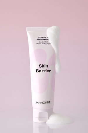 MAMONDE Skin Barrier Ceramide Amino Foam Gentle Cleansing Foam with ceramides